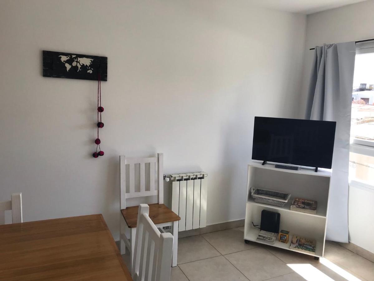 Dto Nuevo Barrio Universitario II , Wifi Y Cochera-Check In Express-Pet Friendly Bahía Blanca Εξωτερικό φωτογραφία