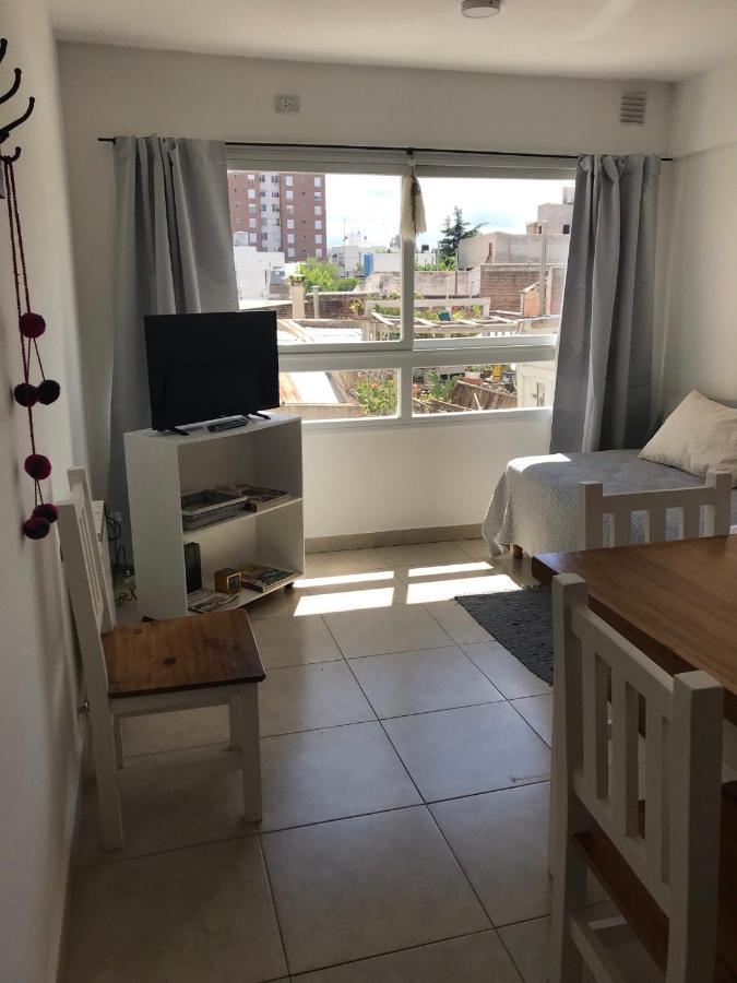Dto Nuevo Barrio Universitario II , Wifi Y Cochera-Check In Express-Pet Friendly Bahía Blanca Εξωτερικό φωτογραφία