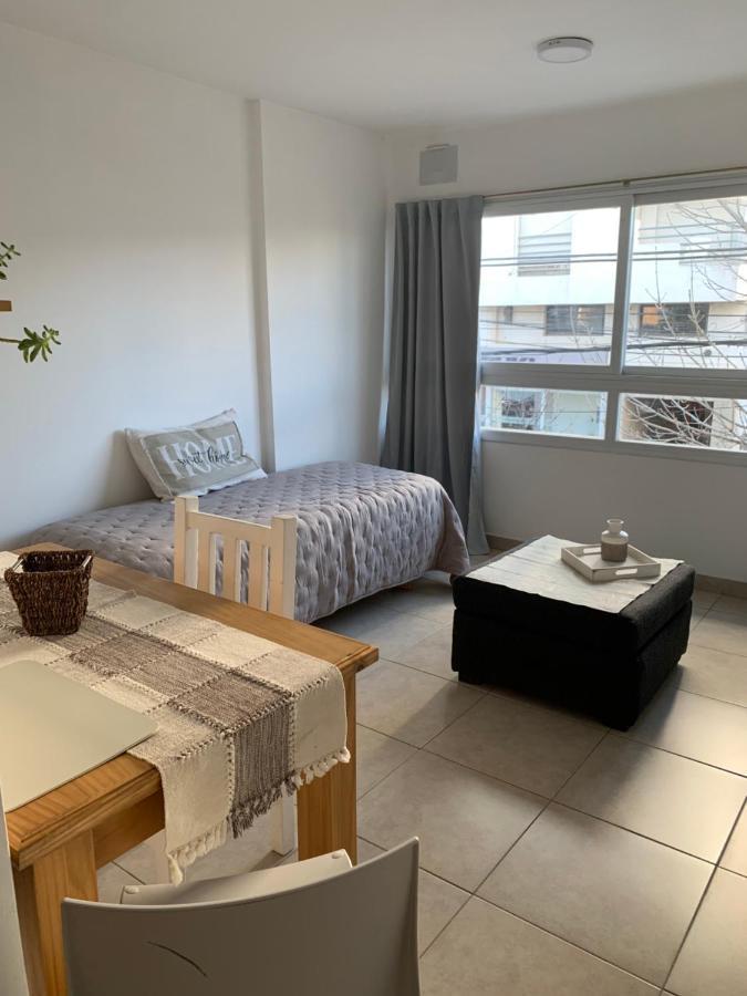 Dto Nuevo Barrio Universitario II , Wifi Y Cochera-Check In Express-Pet Friendly Bahía Blanca Εξωτερικό φωτογραφία